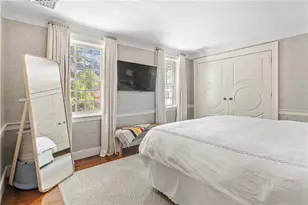 35 Second St, Newport, RI 02840 - Photo 18