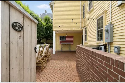 35 Second Street, Newport, RI 02840 - Photo 38