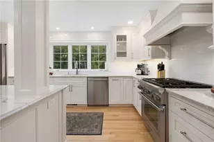 3 Rivet Dr, Lincoln, RI 02865 - Photo 12