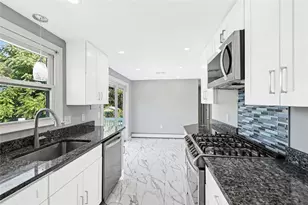 42 Roger Williams Ave, East Providence, RI 02916 - Photo 22