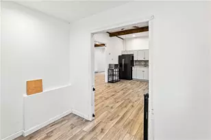181 Benefit Street St, Pawtucket, RI 02860 - Photo 4
