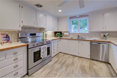 45 Hawthorne Avenue, Barrington, RI 02806 - Photo 6