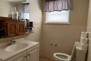 868 Main St, Pawtucket, RI 02860 - Photo 14