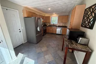 71 Remington Farm Dr, Coventry, RI 02816 - Photo 8