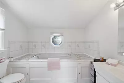 119 Frederick Street, East Providence, RI 02916 - Photo 18