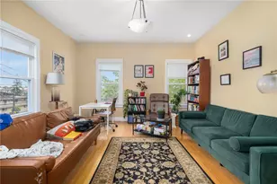 64 Pitman St, Providence, RI 02906 - Photo 20