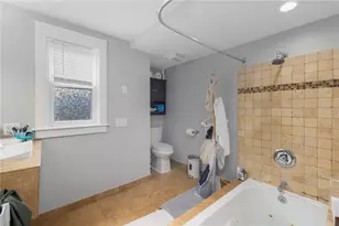 64 Pitman St, Providence, RI 02906 - Photo 18