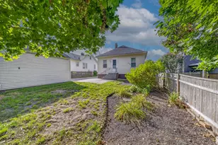 149 Columbia Ave, Warwick, RI 02888 - Photo 28