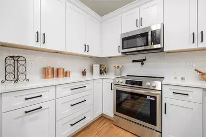 2907 Post Road #1, Warwick, RI 02886 - Photo 8