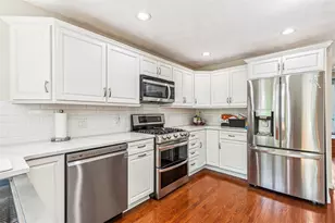 102 Palmer Dr, North Providence, RI 02904 - Photo 12