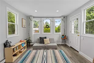 198 Holland St, Cranston, RI 02920 - Photo 20