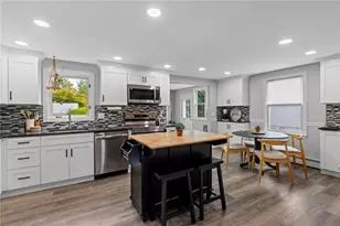 198 Holland St, Cranston, RI 02920 - Photo 8