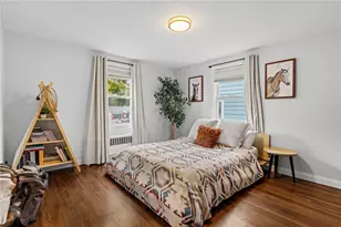 198 Holland St, Cranston, RI 02920 - Photo 24