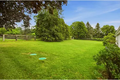 1290 West Main Road, Portsmouth, RI 02871 - Photo 26