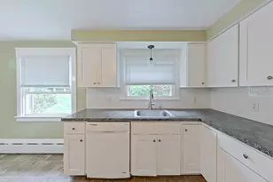 1290 W Main Rd, Portsmouth, RI 02871 - Photo 10