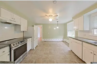 1290 West Main Road, Portsmouth, RI 02871 - Photo 6