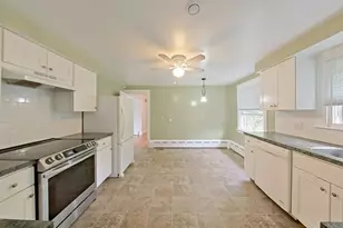 1290 W Main Rd, Portsmouth, RI 02871 - Photo 6