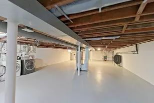 1290 W Main Rd, Portsmouth, RI 02871 - Photo 22