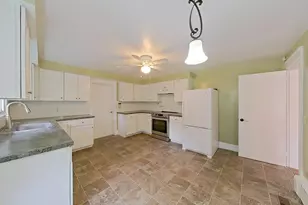 1290 W Main Rd, Portsmouth, RI 02871 - Photo 8