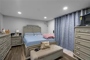 23 Crothers Ave, Cranston, RI 02910 - Photo 6