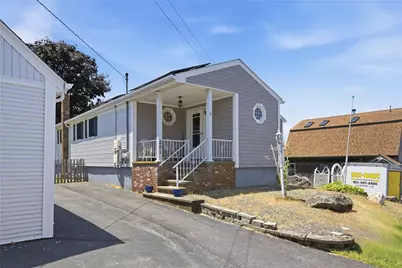 201 Randolph Avenue, Tiverton, RI 02878 - Photo 2