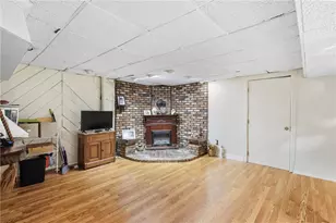 201 Randolph Ave, Tiverton, RI 02878 - Photo 16