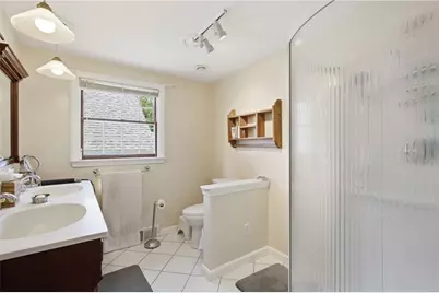 201 Randolph Avenue, Tiverton, RI 02878 - Photo 10