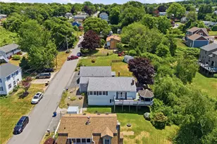 201 Randolph Ave, Tiverton, RI 02878 - Photo 32