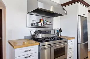 201 Randolph Ave, Tiverton, RI 02878 - Photo 6