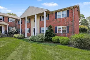 70 Carroll Ave, Newport, RI 02840 - Photo 2