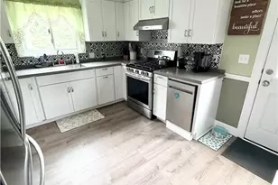 52 Power Ave, Warwick, RI 02888 - Photo 4