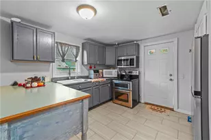 329 Plainfield St, Providence, RI 02909 - Photo 26