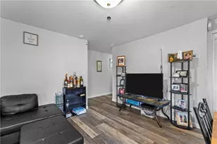329 Plainfield St, Providence, RI 02909 - Photo 20