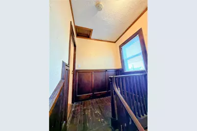 221 Warren Avenue, East Providence, RI 02914 - Photo 14