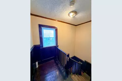 221 Warren Avenue, East Providence, RI 02914 - Photo 32
