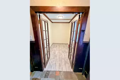 221 Warren Avenue, East Providence, RI 02914 - Photo 12