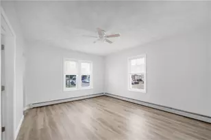 117 Englewood Ave, Pawtucket, RI 02860 - Photo 4