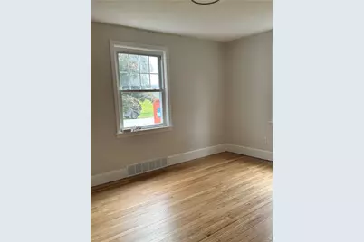 760 Strawberry Field Road, Warwick, RI 02886 - Photo 4
