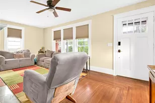26 Gentian Ave, Providence, RI 02908 - Photo 16
