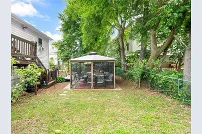 26 Gentian Avenue, Providence, RI 02908 - Photo 28