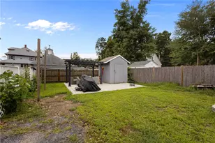 24 Fairbanks Ave, Burrillville, RI 02859 - Photo 8