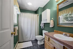 22 Apple Ridge Rd, Cumberland, RI 02864 - Photo 12