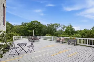 494 Woonasquatucket Ave, North Providence, RI 02911 - Photo 18