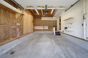 30 Gianna Dr, Cranston, RI 02921 - Photo 36