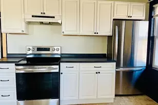 10 Arlington St, East Providence, RI 02914 - Photo 4