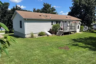 11 Maybrey Dr, Westerly, RI 02891 - Photo 32