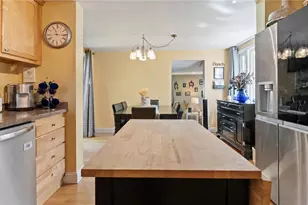 5 Hodsell St, Cranston, RI 02910 - Photo 8