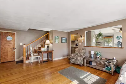 59 Wells Avenue, Warwick, RI 02889 - Photo 8