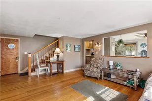 59 Wells Ave, Warwick, RI 02889 - Photo 8