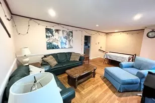 10 Hammond St, Newport, RI 02840 - Photo 4